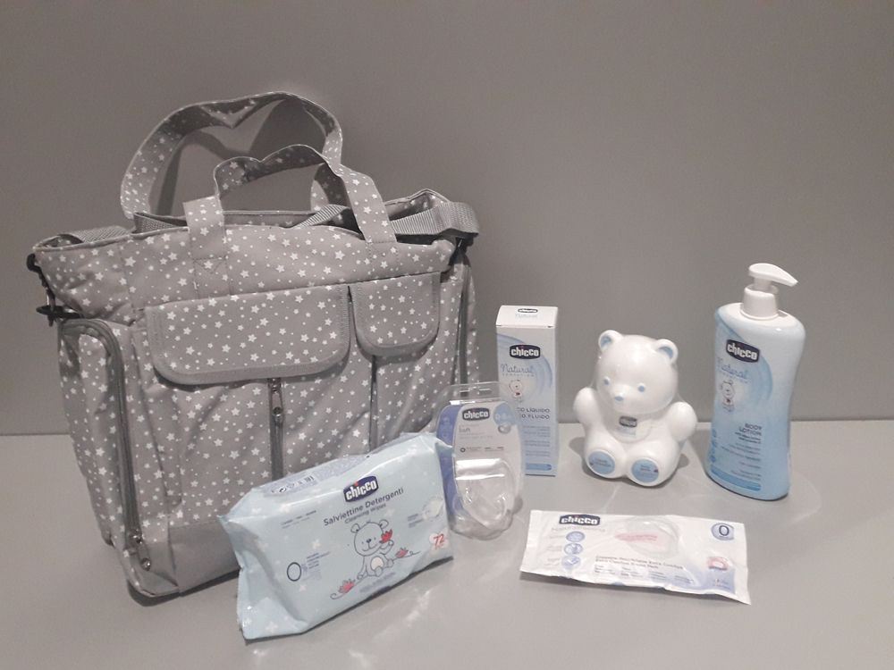 Bolsa de Maternidad de Chicco( con artículos para tu bebe)