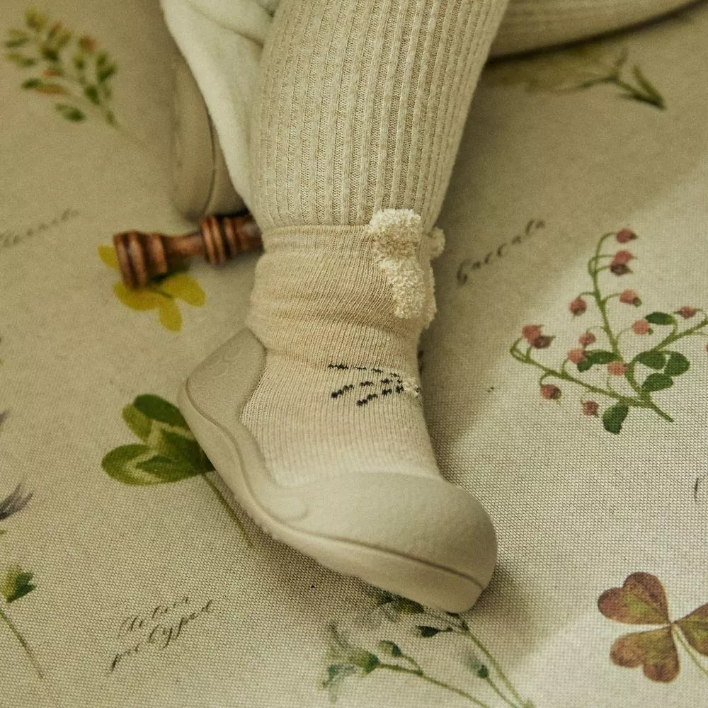 Zapatos Attipas Rabbit Beige T19