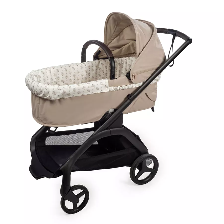 Cubre cuco con gomas - sabana ajustable Botton Flores Walking Mum